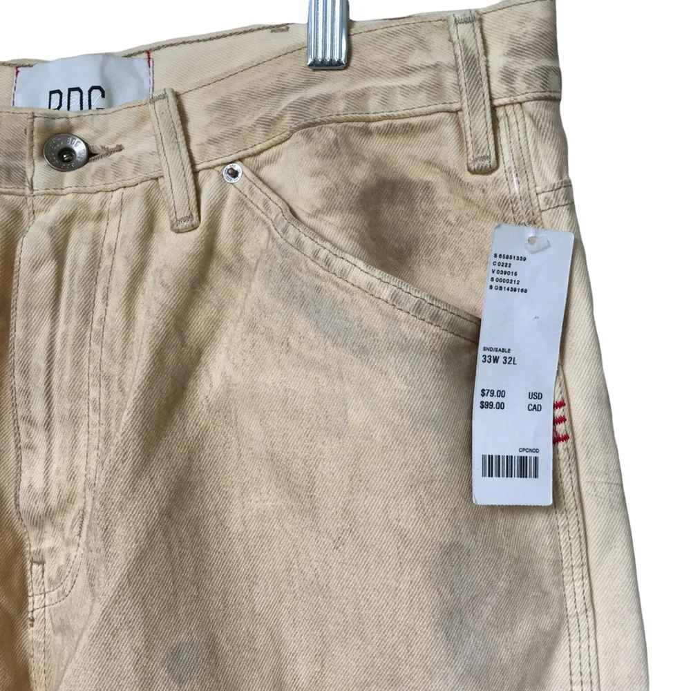 33x32 Urban Outfitters Men’s Distressed Carpenter Jean NWT Painter Jean Cream
